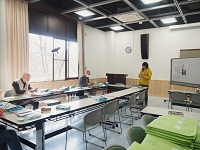 �j���[�X���^�[����